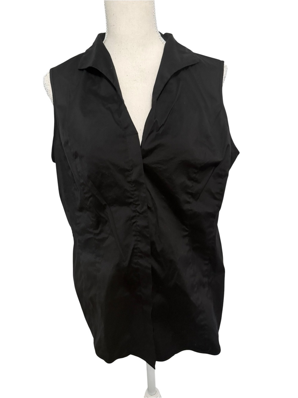 Misook Womens Black Sleeveless Hidden Button Front Stretch Poplin Blouse Size M